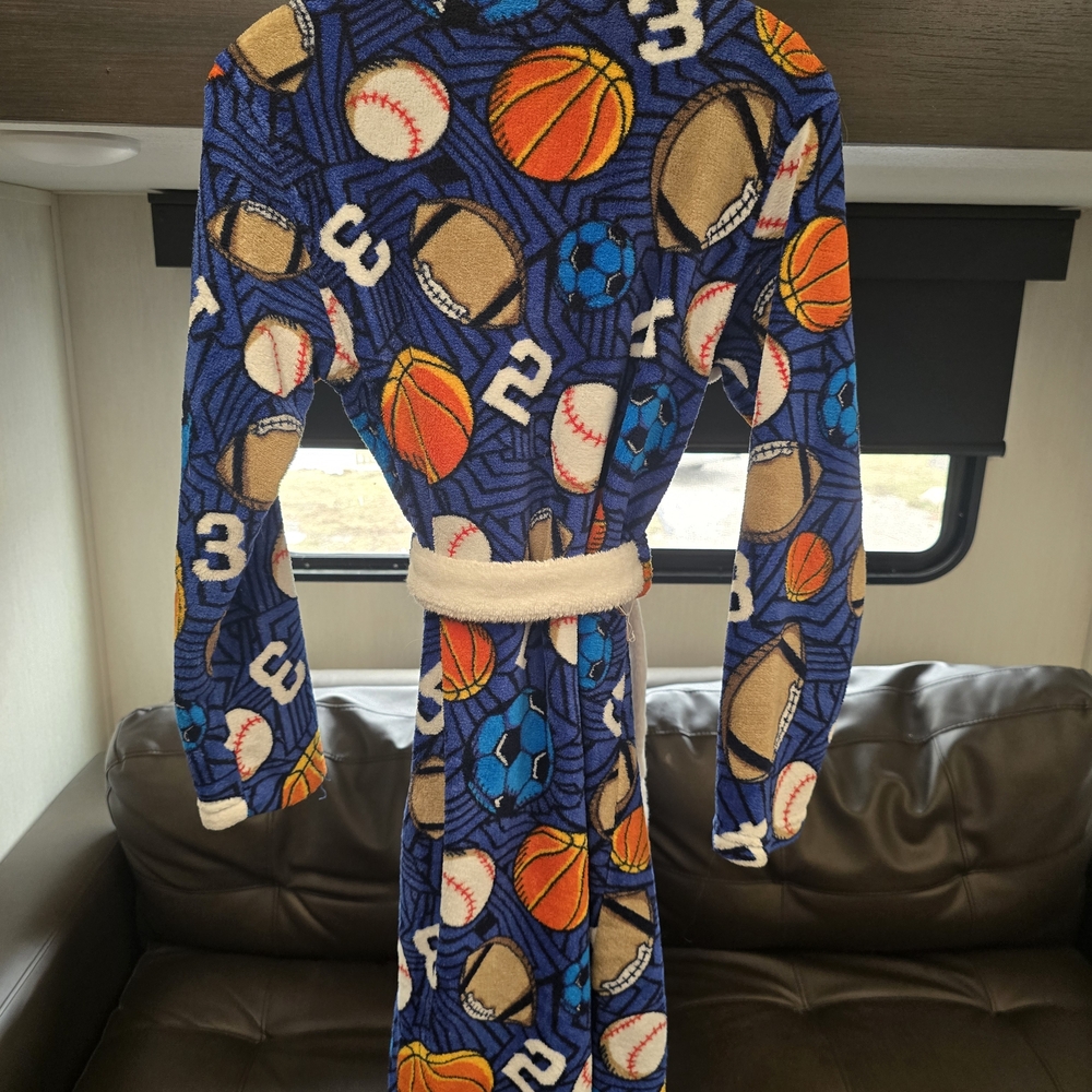 Joe Boxer Sports-Themed Blue Robe - Picture 3 of 6
